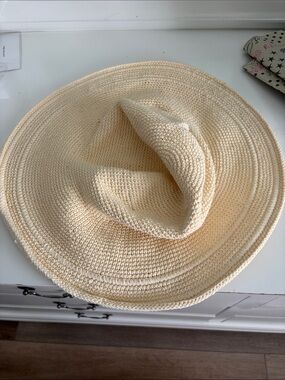 Women’s Cream Straw Sun Hat - Lightweight Beach Hat Lost River Clothing